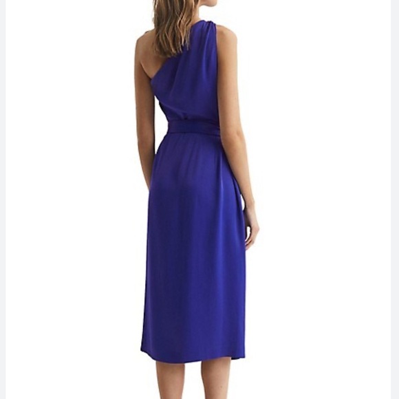 Reiss Flora Off-The-Shoulder Satin Midi Dress in Purple - Picture 4 of 12